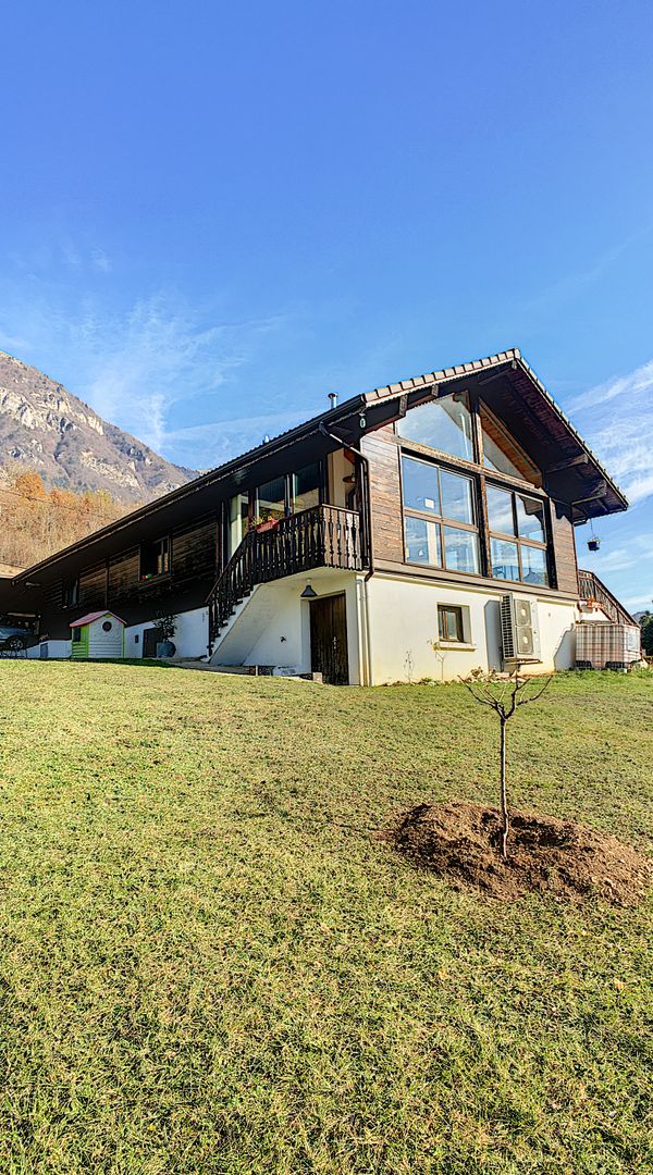 Maison dispo Juillet contre guest points