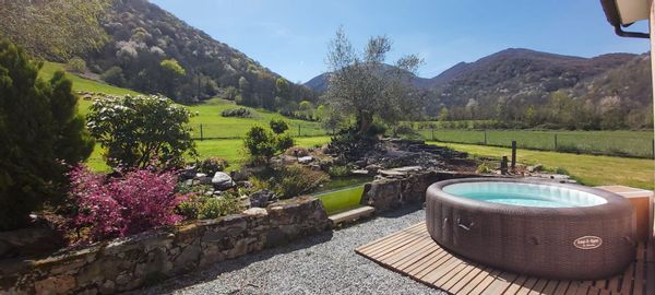 Maison rénovée au pied des Pyrénées