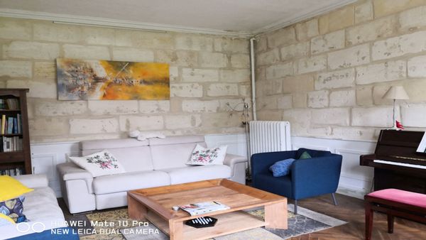 Maison en pierre, bord de Dordogne