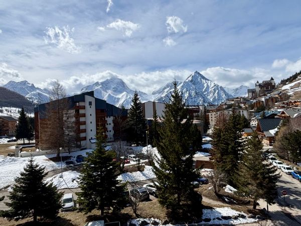Le studio au pied du jandri et vue magnifique sur la muzelle et le village