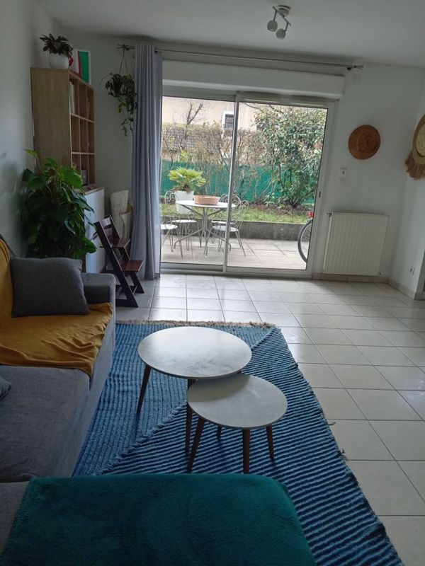 Appartement en rez de jardin frontière Suisse