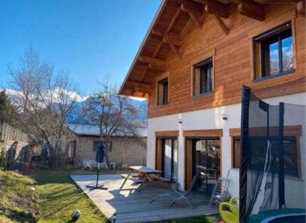 La maison de Maylis, Kevin et les enfants.