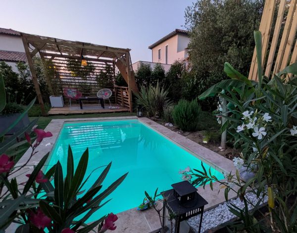 Villa familiale et moderne avec piscine à Toulouse. Idéalement située
