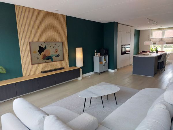 Peaceful Waterfront Home Near Rotterdam & Delft