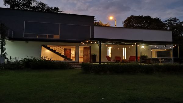 Countryside house full of nature right at the city