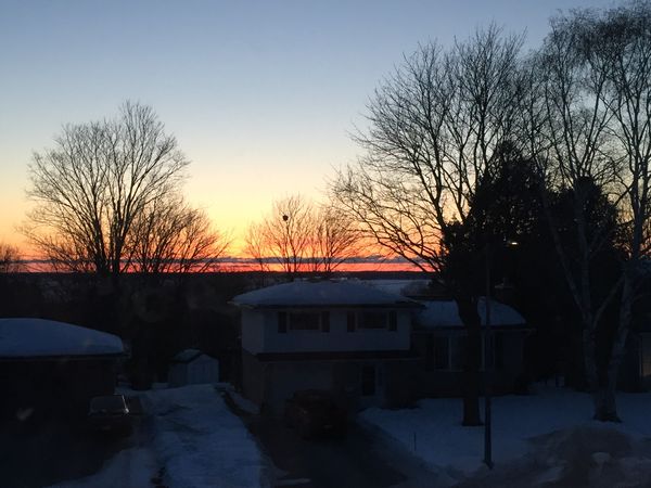 Family home in beautiful lake country town, close to walking and biking trail and beaches.