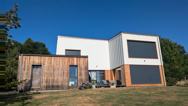 Maison moderne au vert