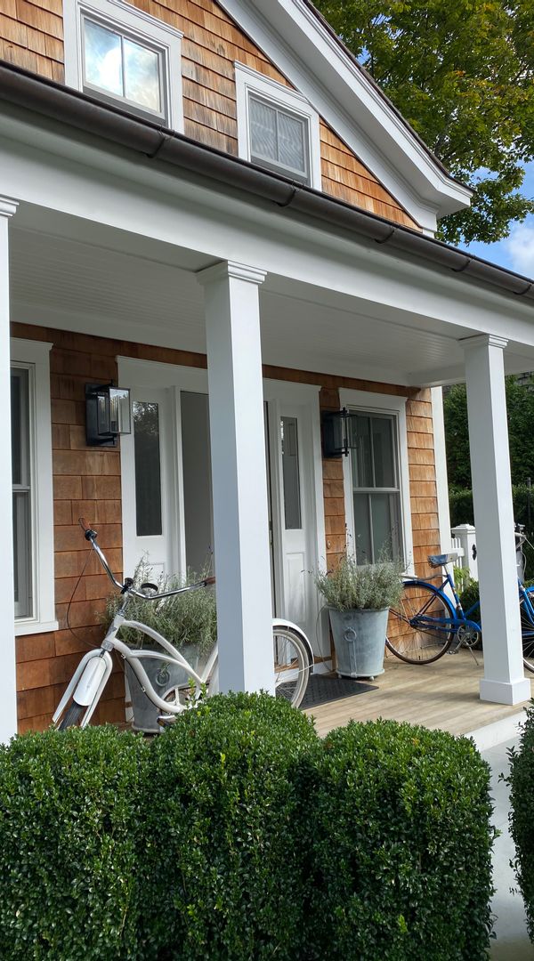 Sag Harbor Village charmer