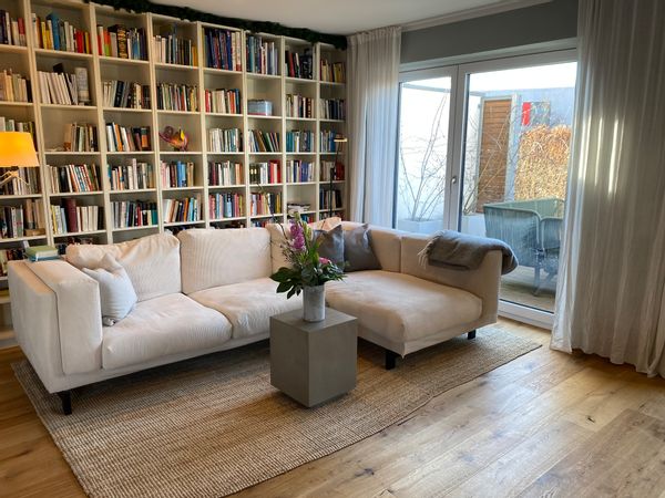 Maison moderne et confortable pour familles, près de Munich avec jardin.