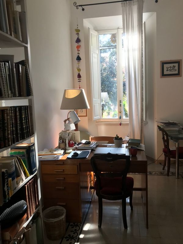 Casa di Caterina e Francesco, nel cuore storico di Città Giardino a Roma.