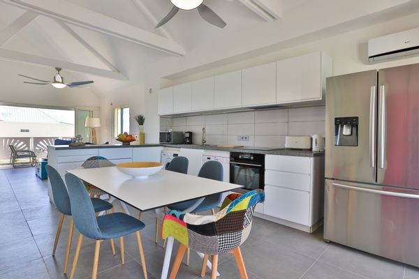 Duplex 2 chambres - 50m de la plage d'Orient Bay