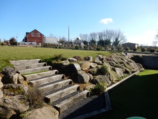 Chez Greg et Amélie près du Puy du Fou /Amélie and Greg's house in the heart of Anjou's vineyard