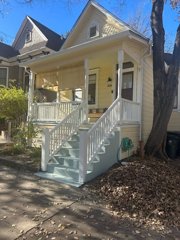 Private Room | Charming 1880’s Victorian in the 