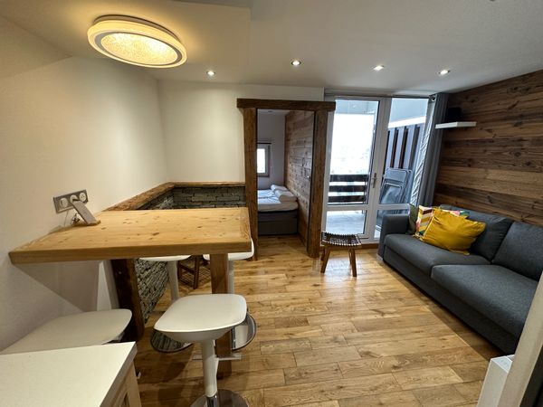 L’appartement d’Alex et Olivia
Uniquement échange réciproque, logement similaire au ski ou à la mer.