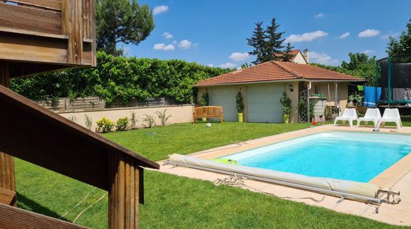 La maison familiale de Christelle, avec piscine