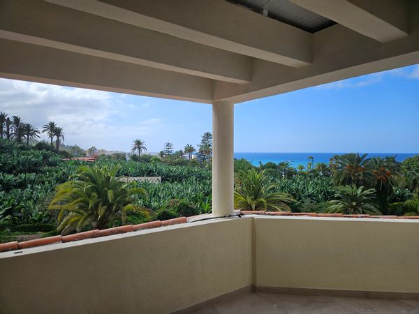 Apartment with panoramic views