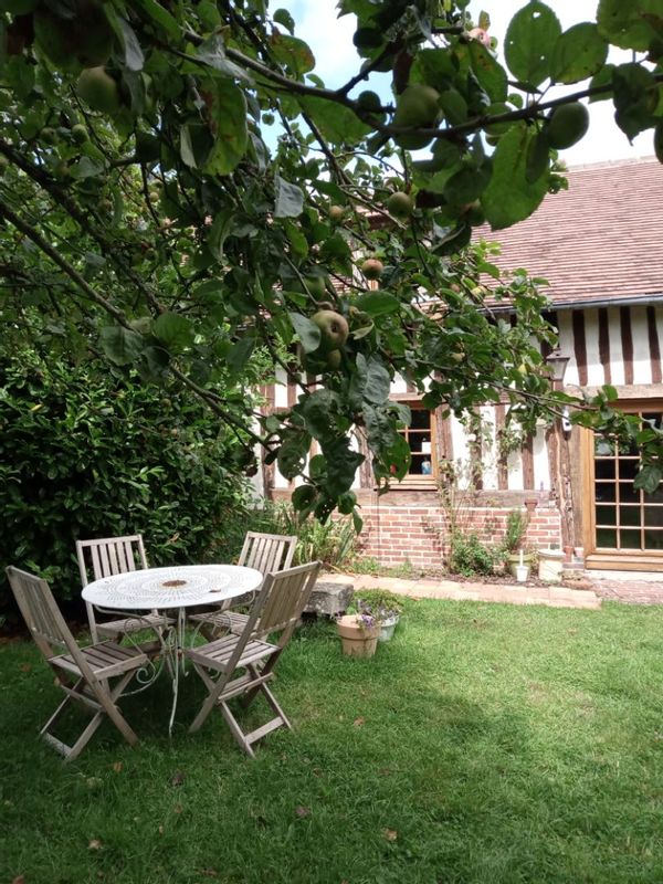 Maison normande à la campagne