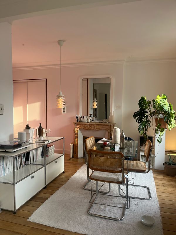 Paris – A bright and peaceful apartment steps away from the Canal Saint-Martin