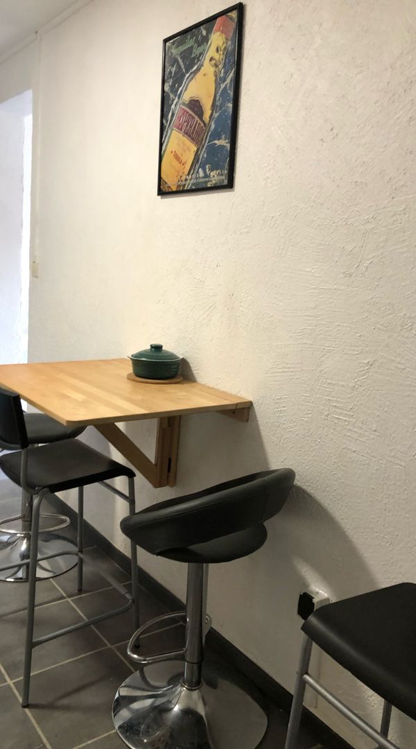 RDC de villa occupée, RDC indépendant et jardin indépendant, En hauteur du village nb activités