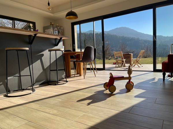 Maison neuve dans un village alpin !