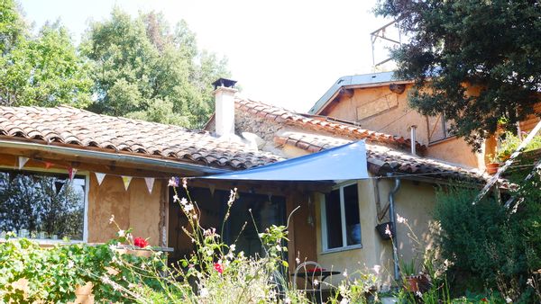 La maison de Colinda, Bruno, Leïla et Suzanne