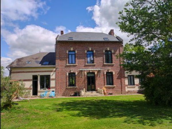 Maison de caractère, idéal pour les pêcheurs, à 30 mn d'Amiens, à 1h20 de Paris
