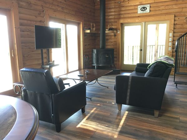 Elmkeeper's Log Cabin