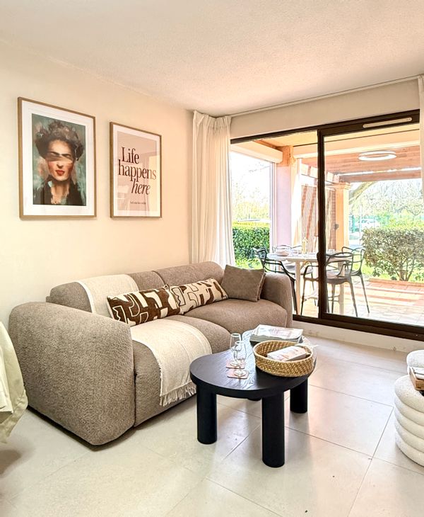 App. refait à Neuf avec Terrasse, Piscine & Jardin – St-Cyprien - 6mn Plage - 4 couchages (+ canapé)