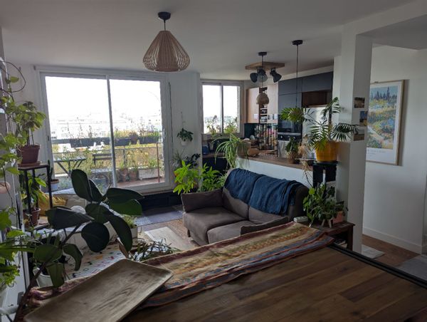 Cocon paisible avec terrasse donnant sur la Coulée Verte