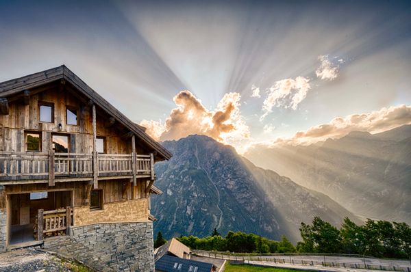 Echanges réciproques! Pas de dispo hiver 25/6 Chalet typique avec Jaccuzi, sauna, salle de sport..