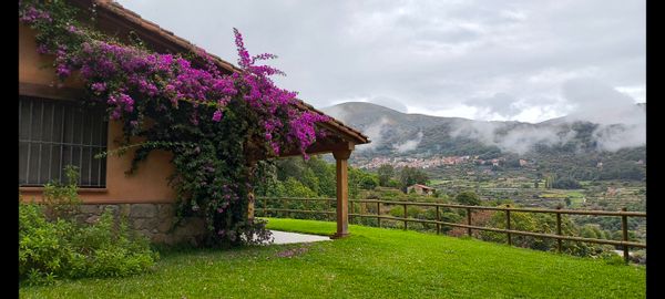 Home in Guijo de Santa Bárbara