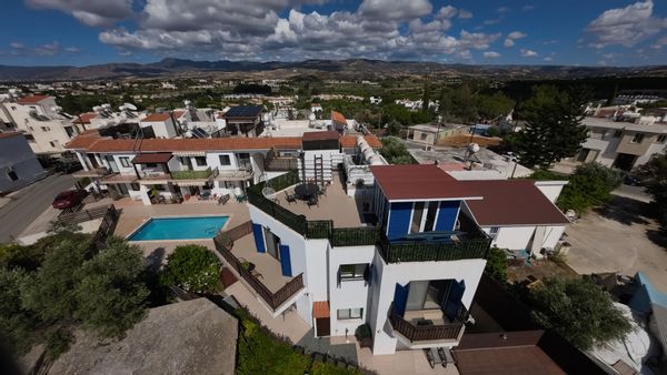 Penthouse avec Rooftop & Vue Montagne