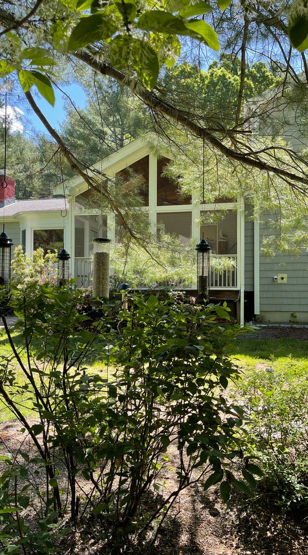 Close to Boston, in a country setting.