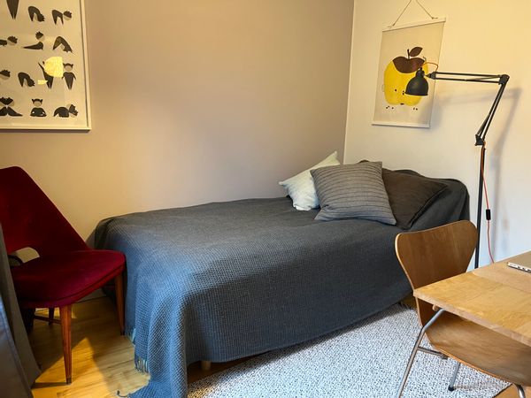 Mikael's private room