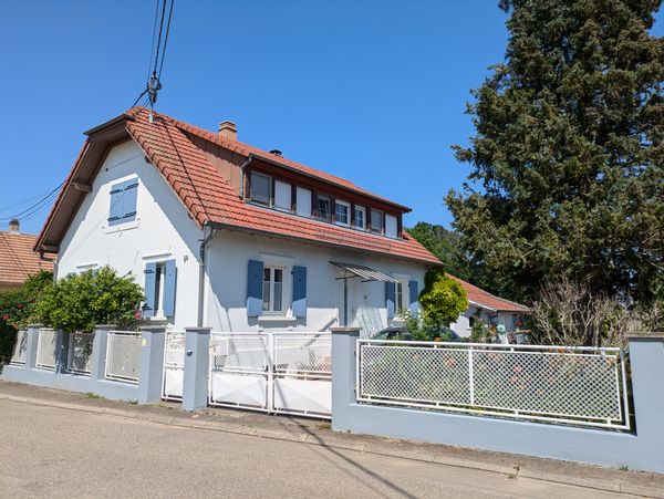 Ma maison aux volets bleus en Alsace