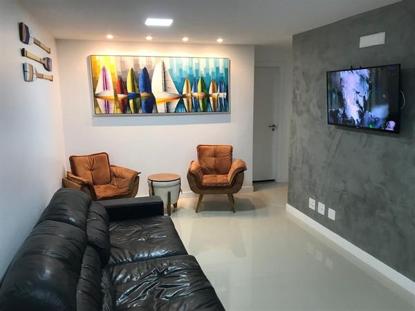 Apartamento de Gisele e Júlio