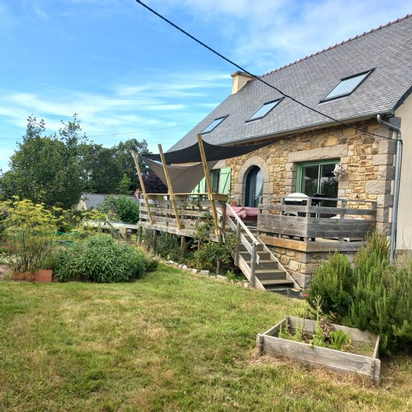 Home in Trédrez-Locquémeau