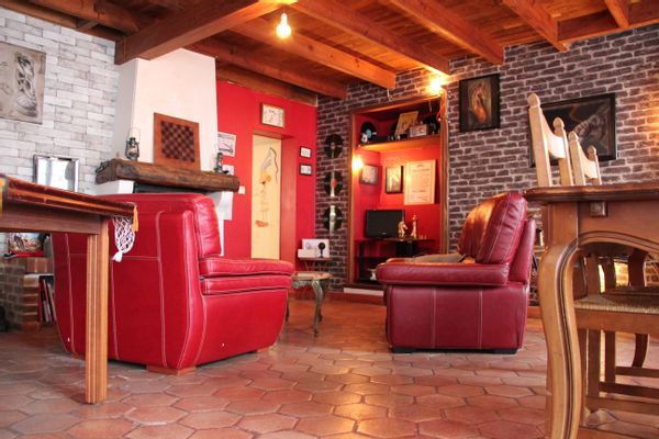 Maison charmante, style ancien, maison d'artiste