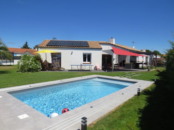 La maison de Pauline et Nicolas - piscine couverte - Côte atlantique