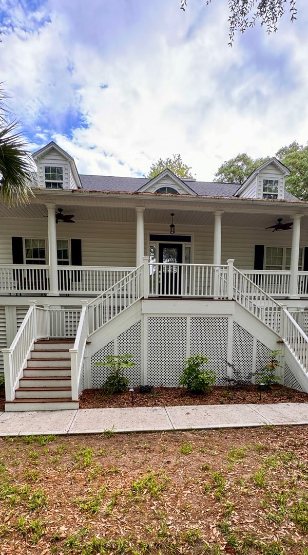 Tidal Creek Home minutes to the beach and downtown Charleston