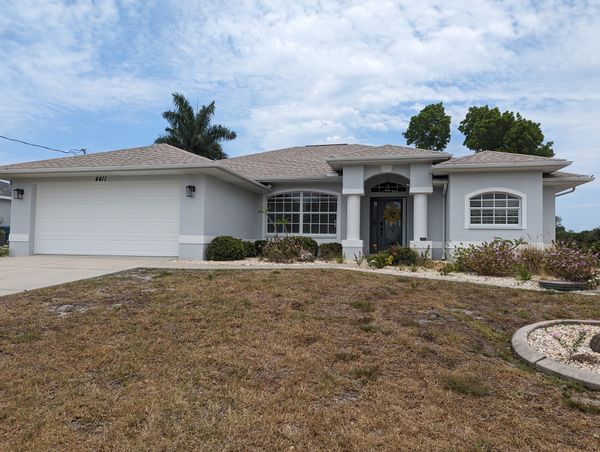 Larkspur Oasis, Port Charlotte, FL. Check Airbnb Calendar Link for Availability for Exchange