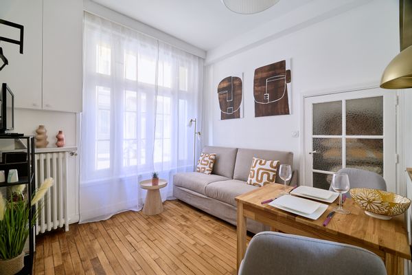 Petit pied à terre à Paris (Batignolles, 75017)