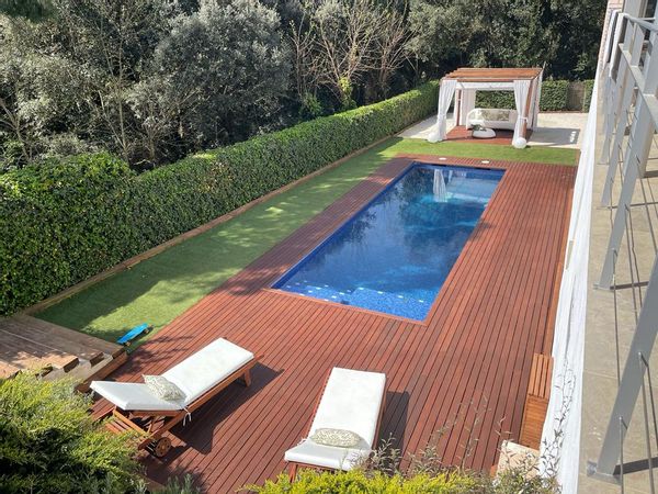 Modern home near Barcelona with private pool and housekeeper