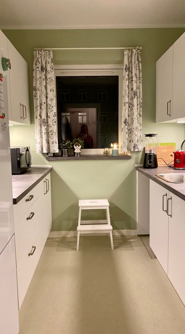 Sunshine near By the Beach , and close to the City