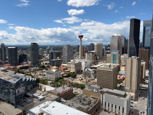 Catherine's high rise condo condo with the best views - right in the heart of downtown Calgary