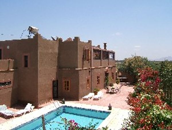 Farmhouse in village 15Km south of Marrakech, Calme tranquil ideal to recharge yourself