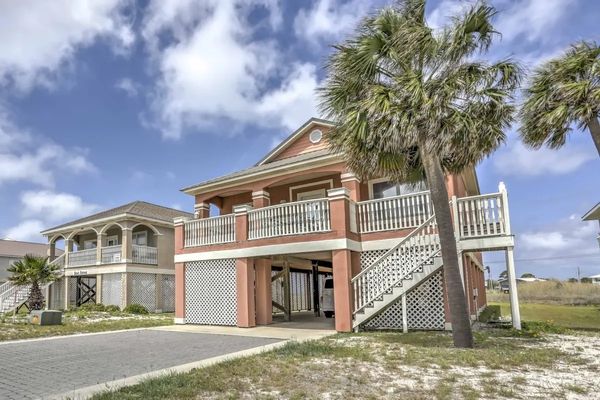 Gulf Shores Alabama, 32 miles of Alabama Beach Bliss - Check the calendar for available dates as all other requests are a NO