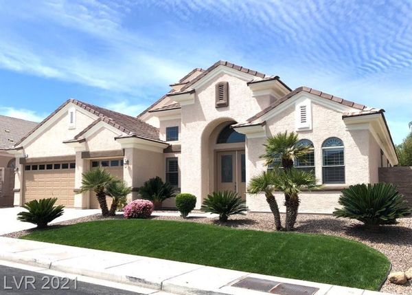Beautiful 4 Bedrooms 4 Bathrooms House in Henderson NV (Las Vegas)