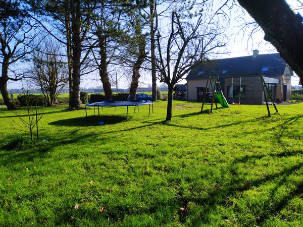 Ete: Maison de caractère à 10 mn de Rennes, 45mn de St Malo, 1h30 du golf du morbihan