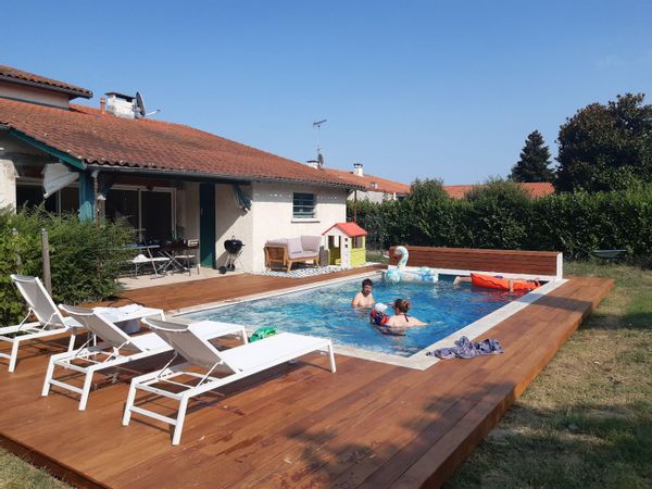Maison familiale avec piscine et clim à 20 min de Toulouse